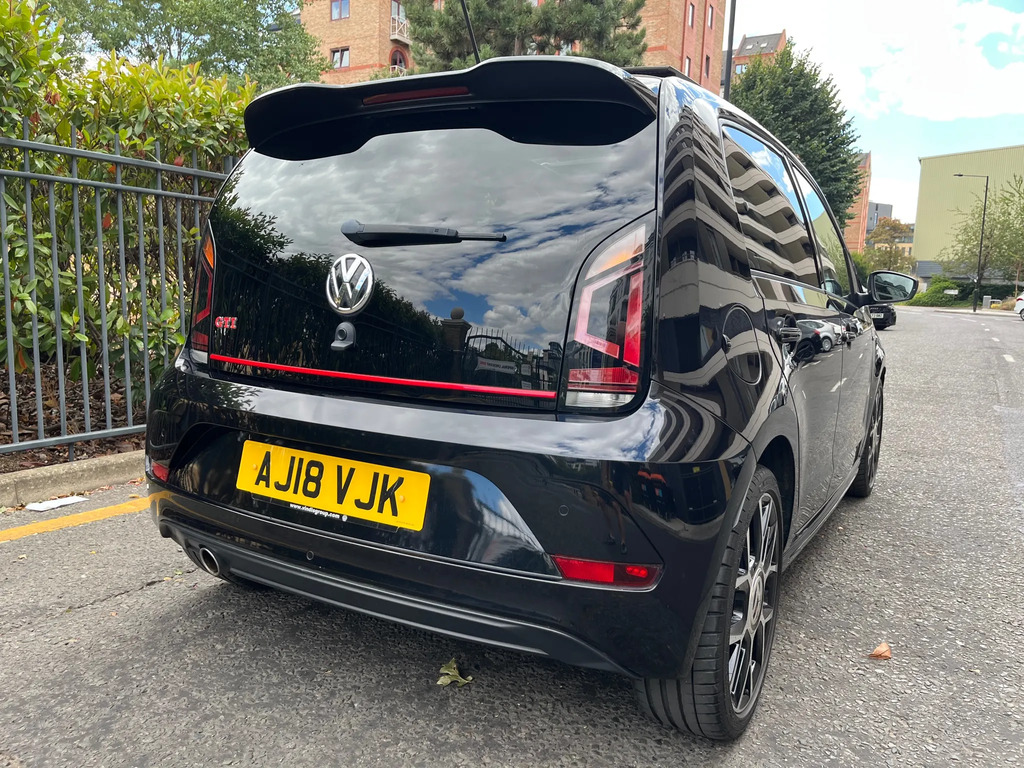 Volkswagen Up Move Up 1.0 Ss 60 Ps 5-Speed Black #31
