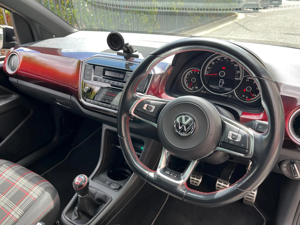 Volkswagen Up Move Up 1.0 Ss 60 Ps 5-Speed Black #16