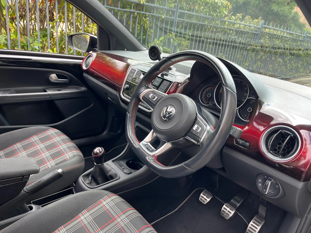 Volkswagen Up Move Up 1.0 Ss 60 Ps 5-Speed Black #41