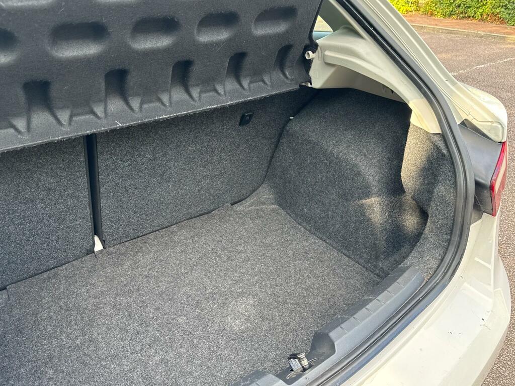 Seat Ibiza 1.6 Cr Tdi Fr 104 Bhp White #23