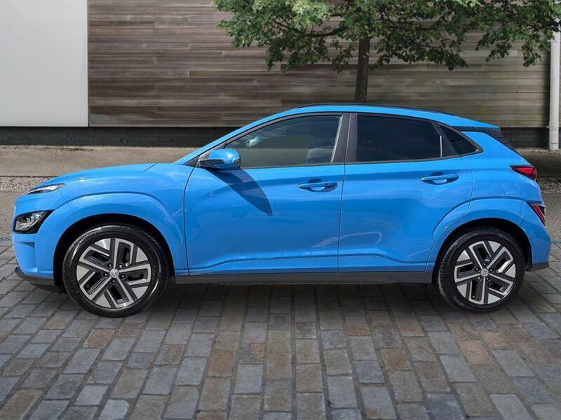 Hyundai Kona 39Kwh Premium Suv 10.5Kw Charge KY22UUJ Blue #6