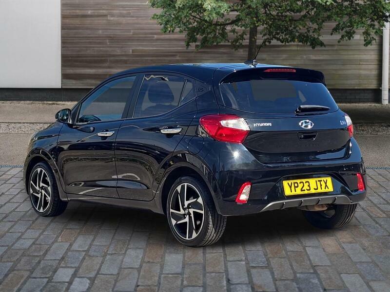 Hyundai I10 1.0 Premium Euro 6 Ss Black #3