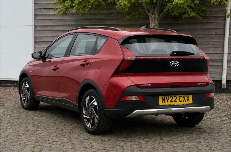 Hyundai Bayon 1.0 T-gdi Mhev Se Connect Suv Hybrid Ma Red #2