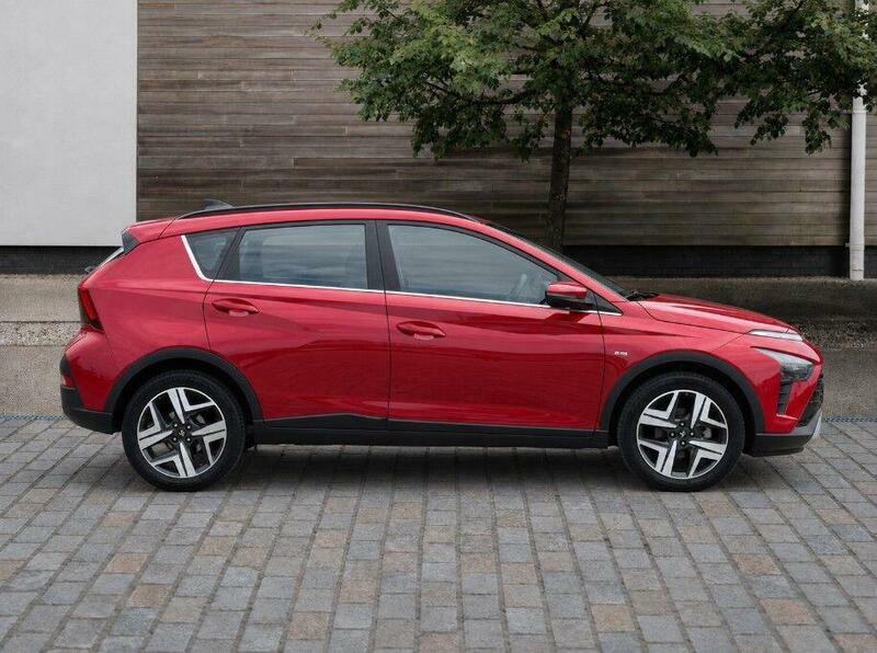 Hyundai Bayon 1.0 T-gdi Mhev Premium Suv Hybrid Dct E Red #2