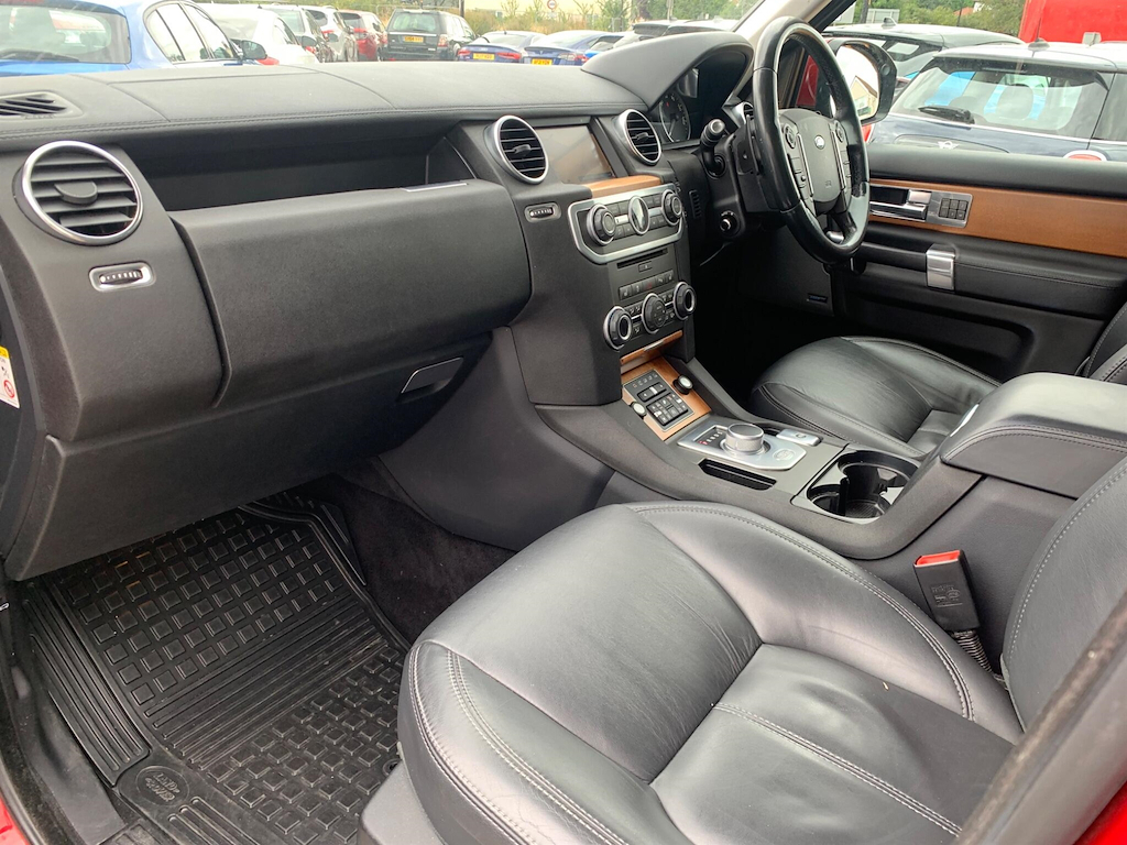 Land Rover Discovery 3 .0 Hse Luxury Sdv6 16 03 2015 Black #20