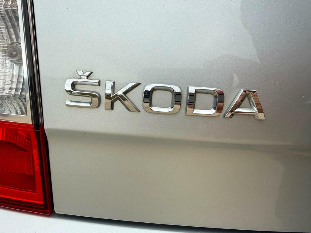 Skoda Citigo 1.0 Mpi 75 Elegance Asg Red #29