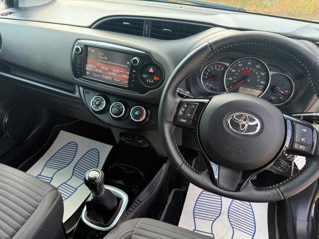 Toyota Yaris 1.33 Dual Vvt-i Icon White #23