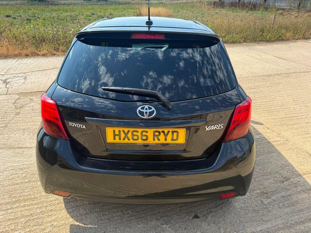 Toyota Yaris 1.33 Dual Vvt-i Icon White #18