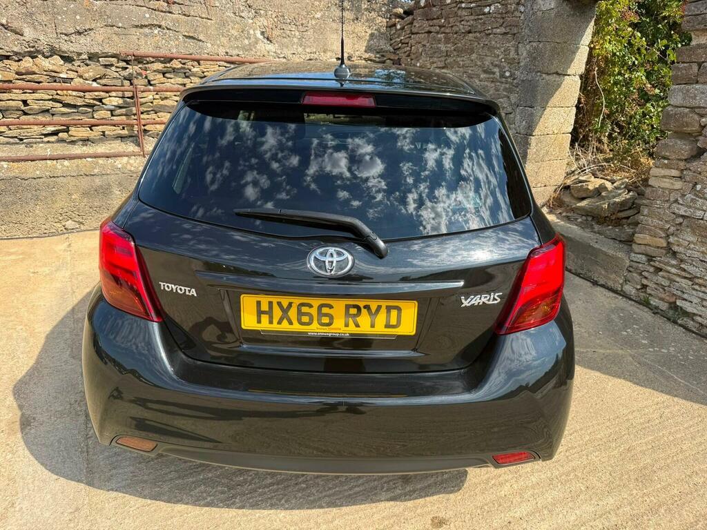 Toyota Yaris 1.33 Dual Vvt-i Icon White #19