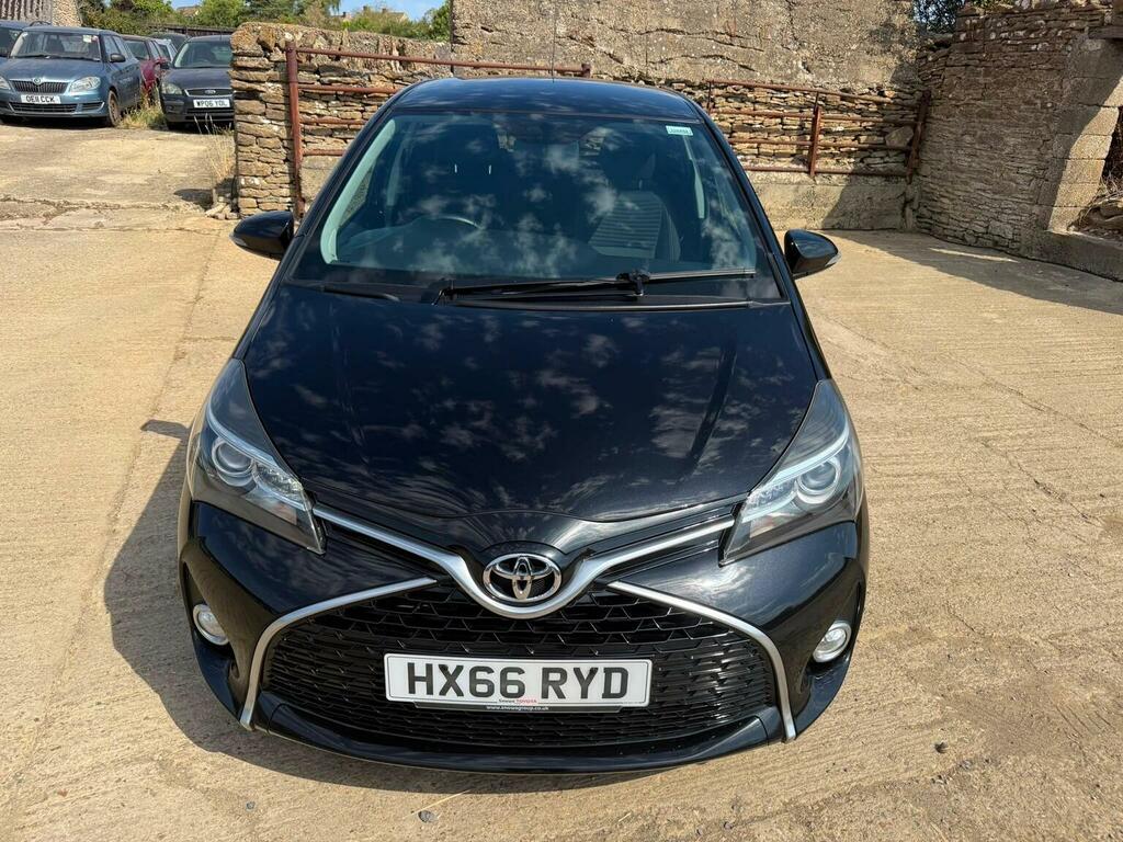 Toyota Yaris 1.33 Dual Vvt-i Icon White #2