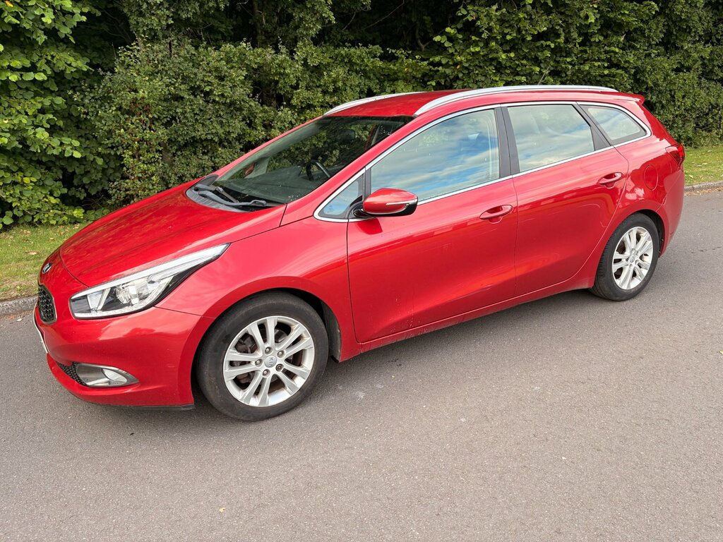 Kia Ceed 1.6 Crdi Ecodynamics 2 Sportswagon Manu Red #6