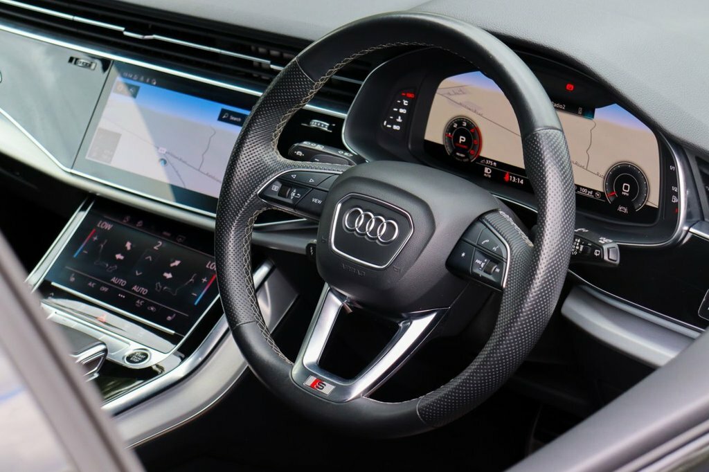 Audi Q8 3L S Line Blue #2