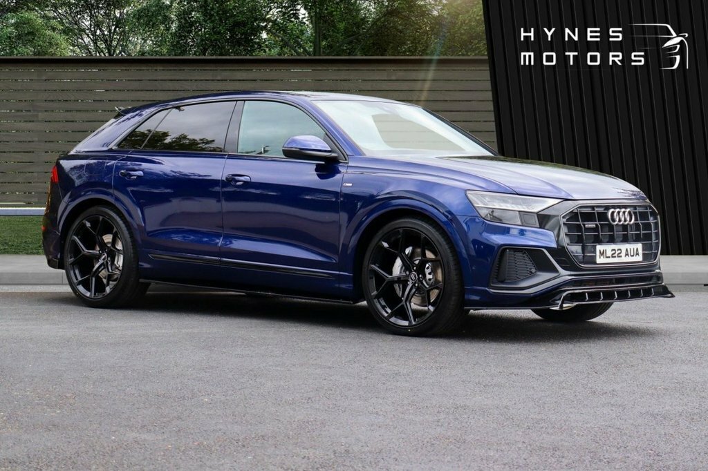 Audi Q8 3L S Line Blue #3