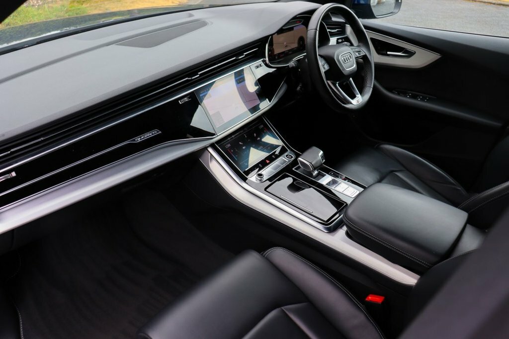 Audi Q8 3L S Line Blue #4
