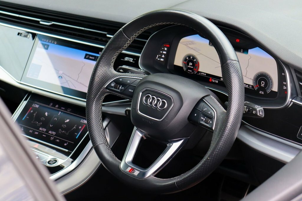 Audi Q8 3L S Line LMZ9069 Grey #2