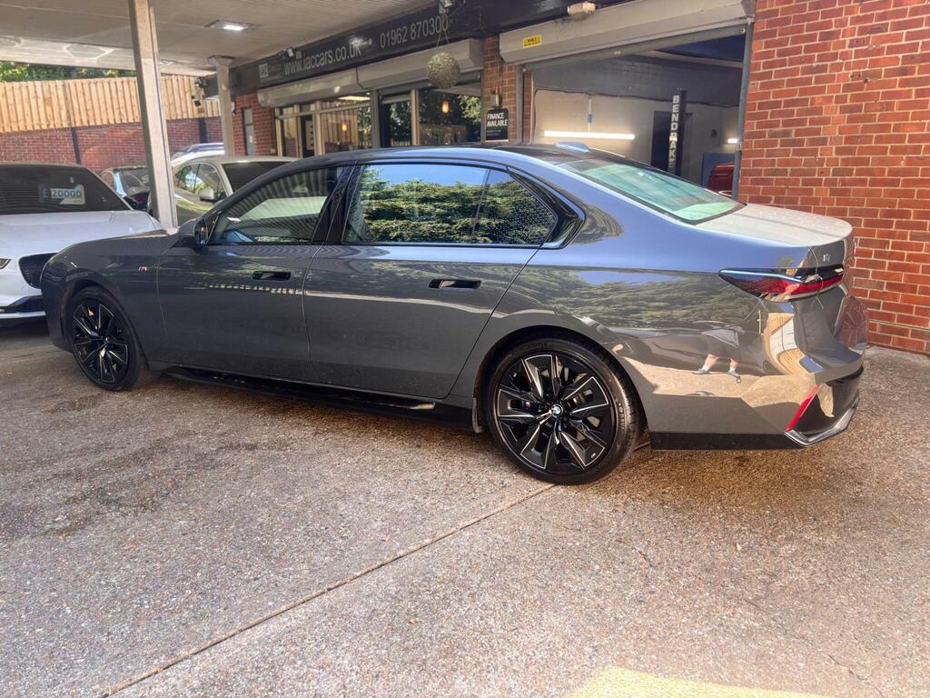 BMW i7 50 105.7Kwh M Sport Edrive Grey #6