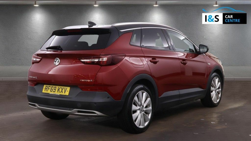 Vauxhall Grandland X 13.2Kwh Ultimate Nav Suv Red #4