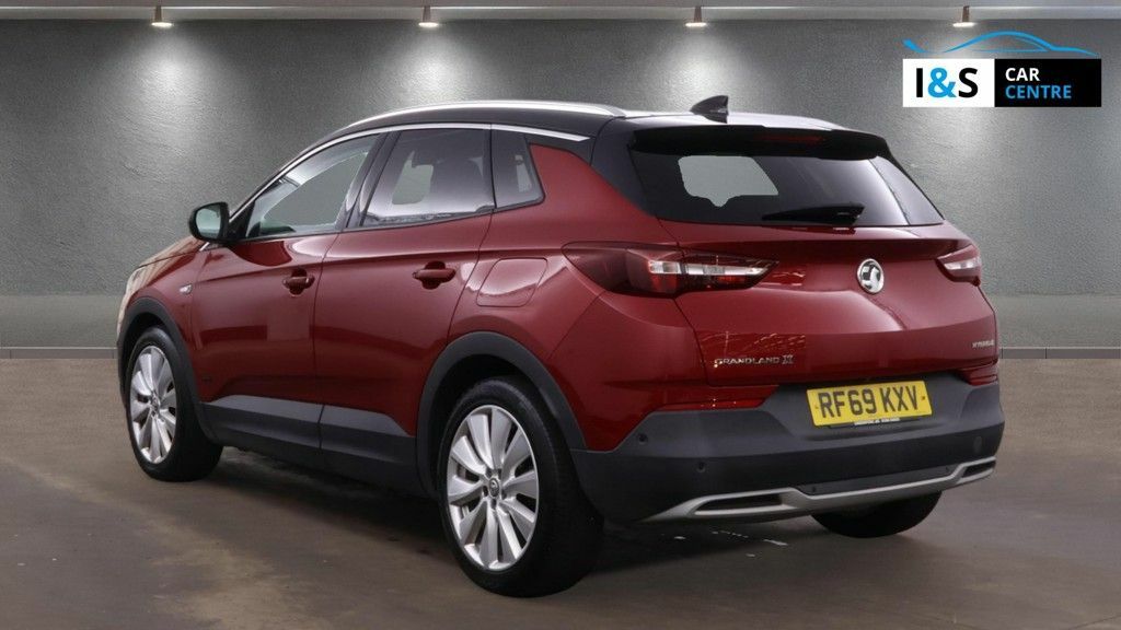Vauxhall Grandland X 13.2Kwh Ultimate Nav Suv Red #3
