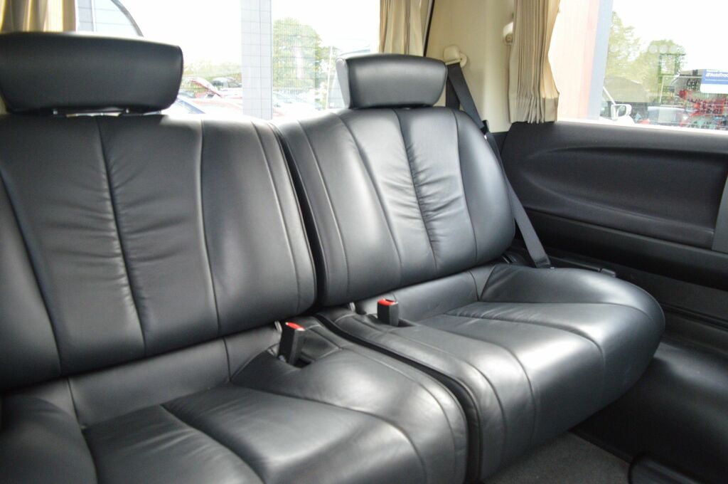 Nissan Elgrand 2.5 V6 186 Bhp Highway Star Series 2 Grey #9