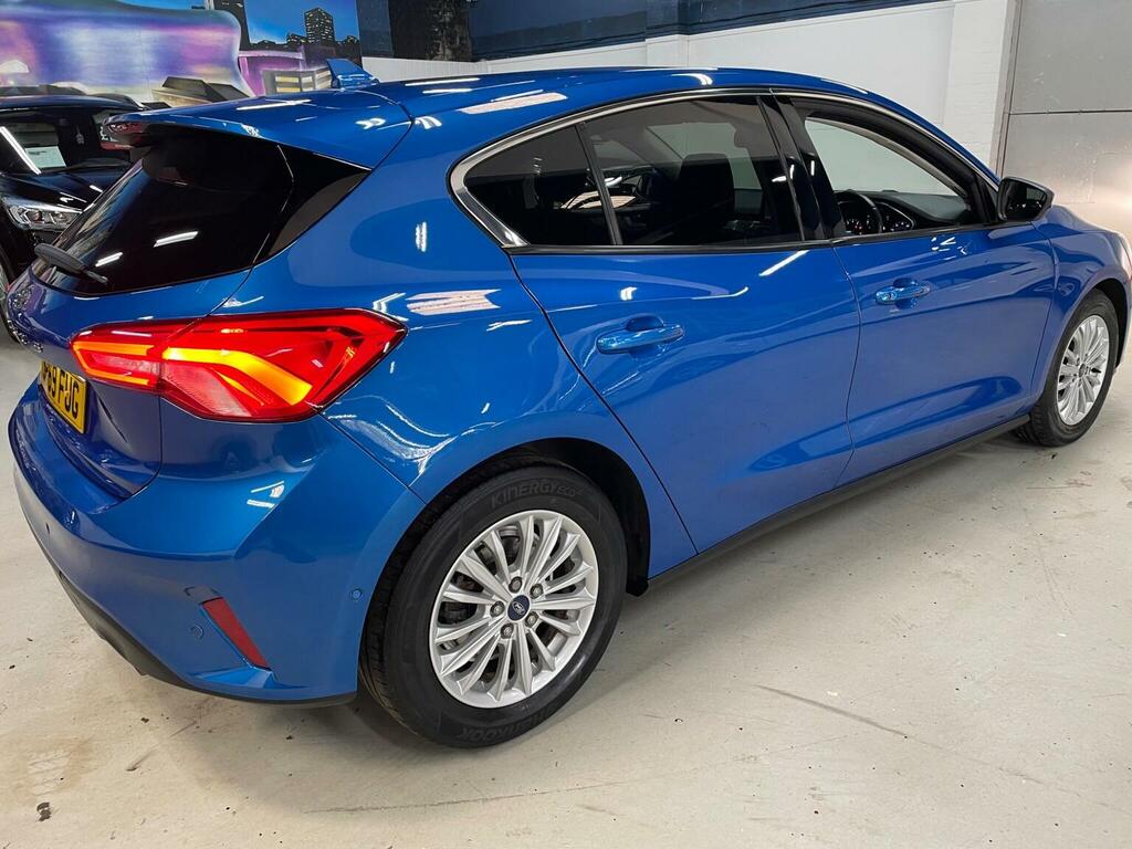 Ford Focus 1.0 Ecoboost Hybrid Mhev Titanium  #5