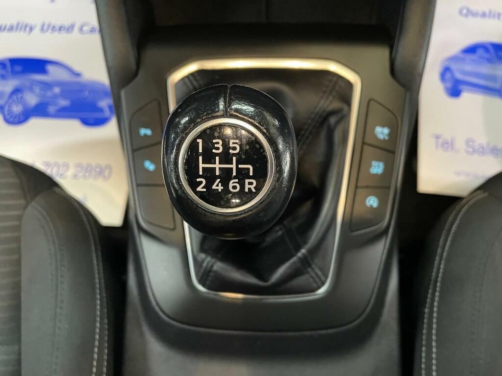 Ford Focus 1.0 Ecoboost Hybrid Mhev Titanium  #26