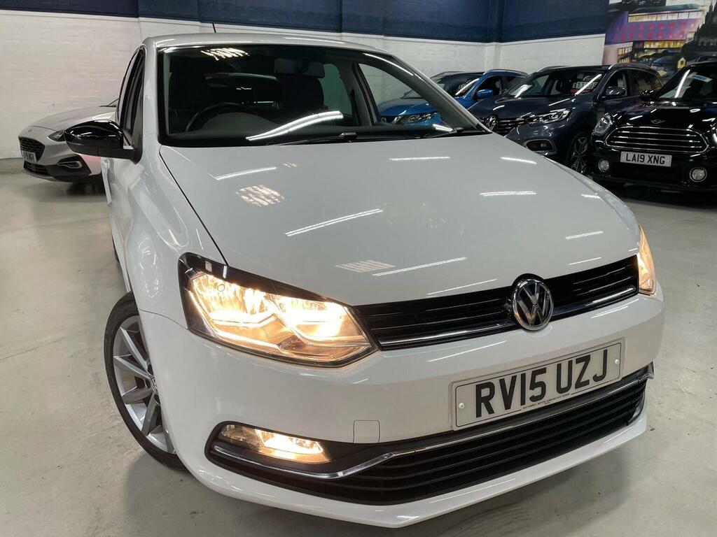 Volkswagen Polo Hatchback 1.2 Tsi Bluemotion Tech Se Design Euro 6 White