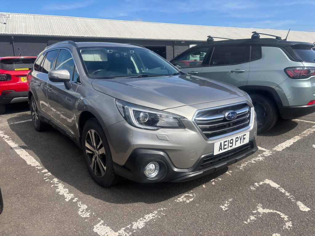 Subaru Outback 2.5I Se Premium Estate Lineartronic 4Wd Gold