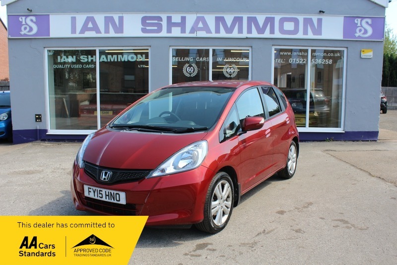 Honda Jazz 1.3 I-vtec Es Plus Red