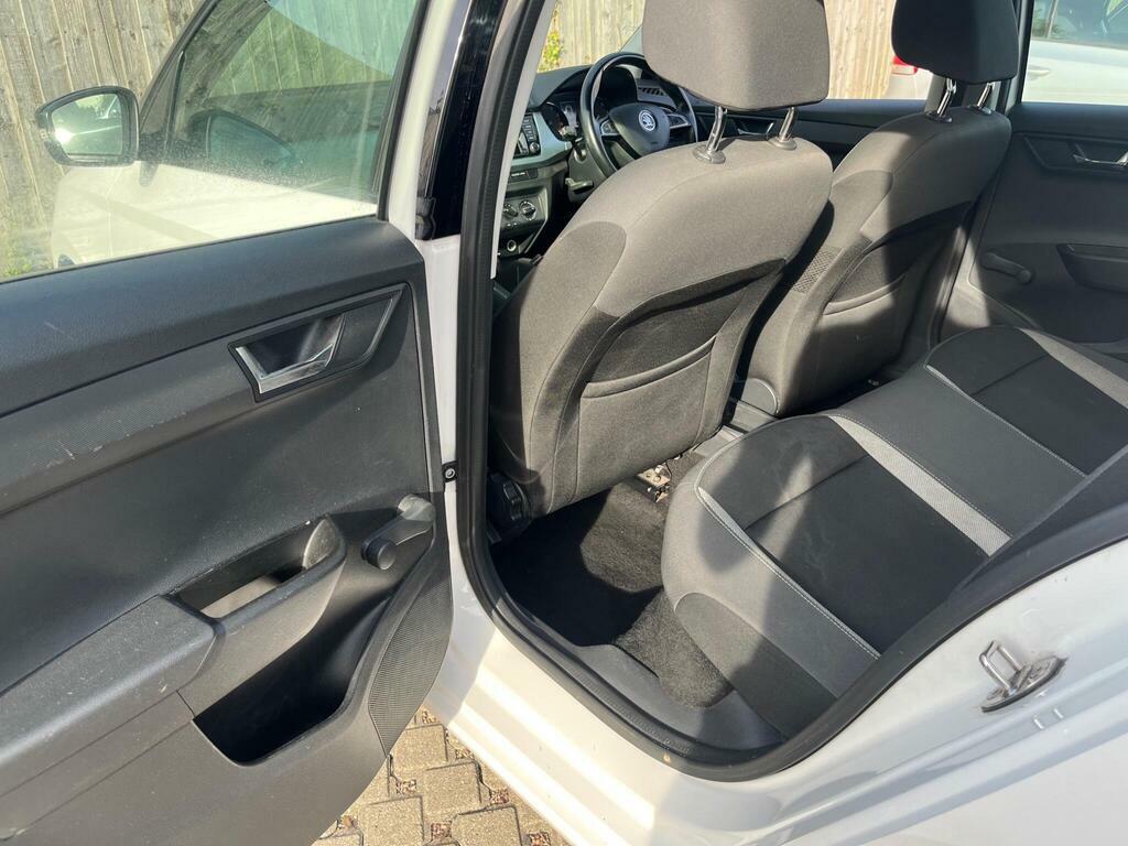 Skoda Fabia Skoda Estate 1.0 Tsi 110 Se L Silver #10
