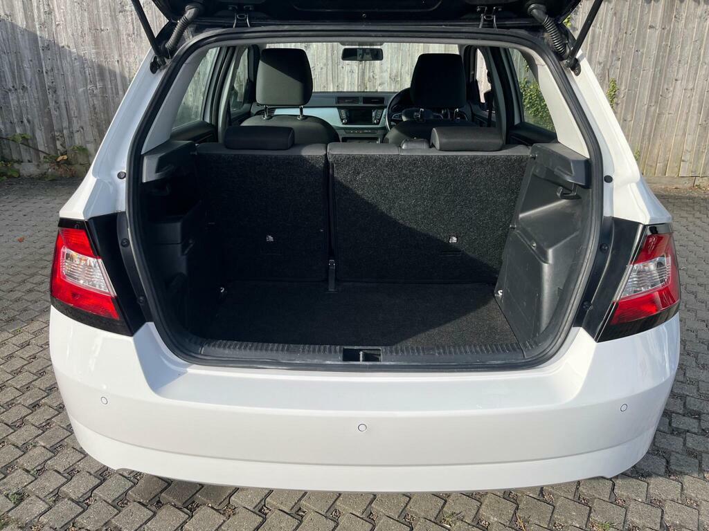 Skoda Fabia 1.0 Tsi Colour Edition Euro 6 S S White #5