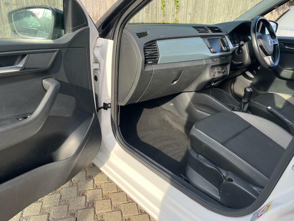Skoda Fabia Skoda Estate 1.0 Tsi 110 Se L Silver #9
