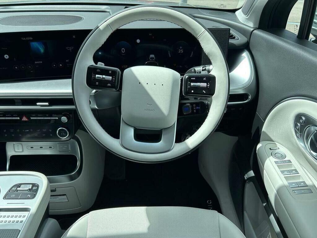 Hyundai Ioniq Saloon Grey #10