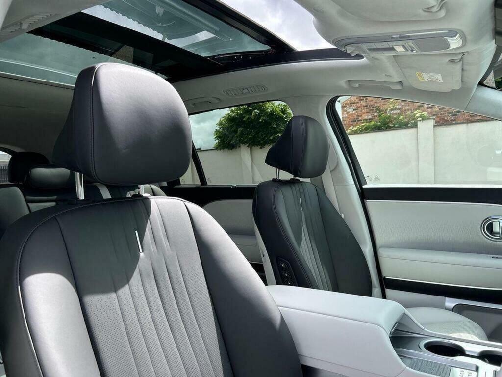 Hyundai Ioniq Saloon Grey #21