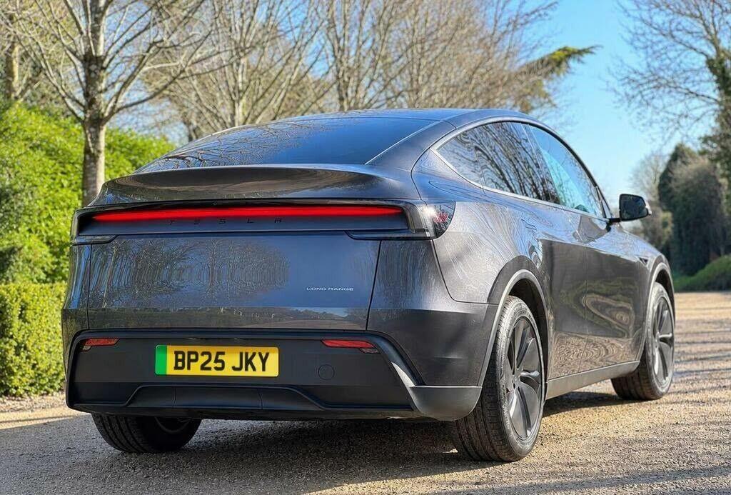 Tesla Model Y Suv 84.7Kwh Long Range Rwd 202525 Grey #4
