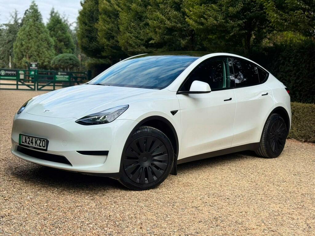 Tesla Model Y Suv Rwd 202424 White