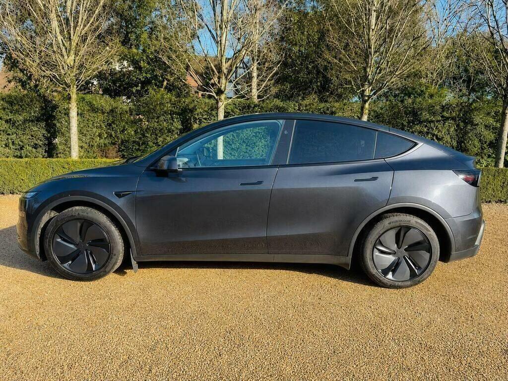 Tesla Model Y Suv 84.7Kwh Long Range Rwd 202575 BD75LCU Grey #2