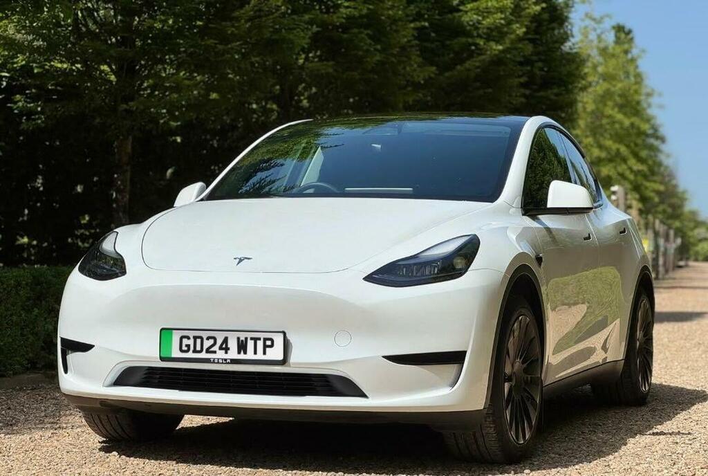 Tesla Model Y Suv Rwd 202424 White