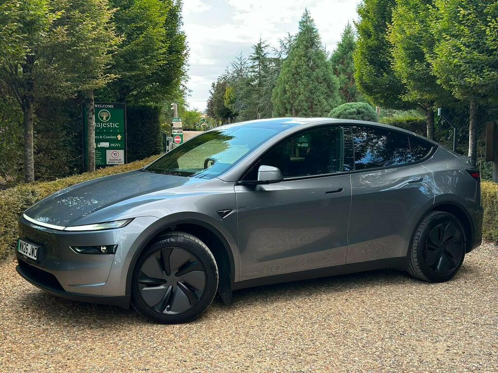 Tesla Model Y Suv 84.7Kwh Premium Long Range Rwd 2026 Grey