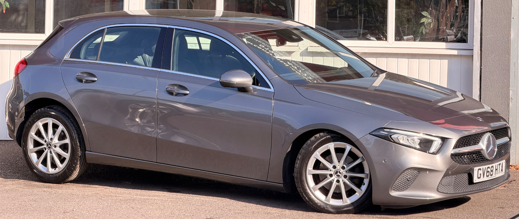 Mercedes-Benz A Class 1.5 Sport Executive Hatchback 7G-dct GV68HTA Grey #2