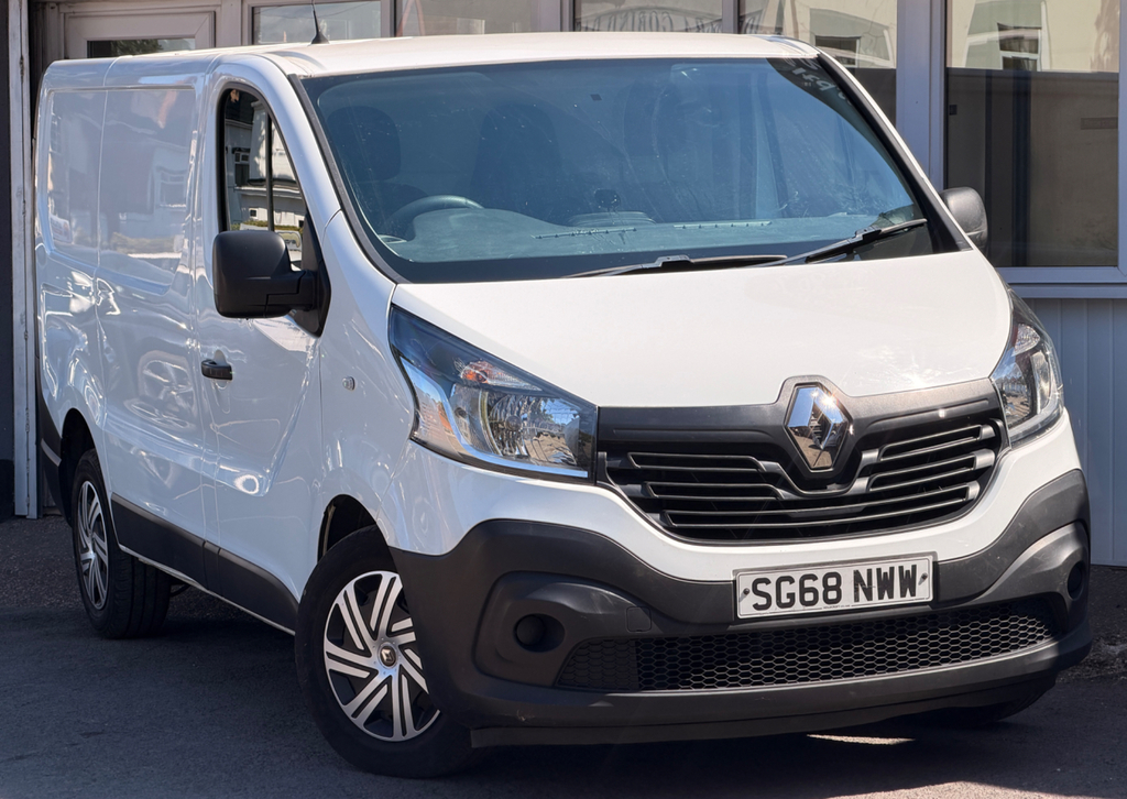 Renault Trafic 1.6 Dci 27 Business Panel Van Sw White
