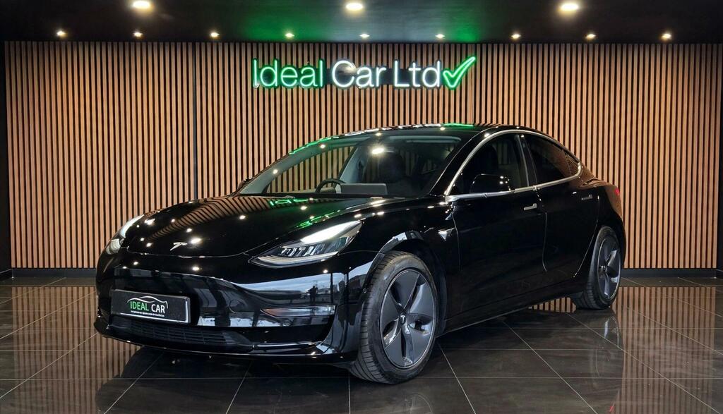 Tesla Model 3 Dual Motor Performance 4Wde Performanc Black