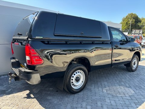 Toyota HILUX Active 4Wd D-4d Black #3