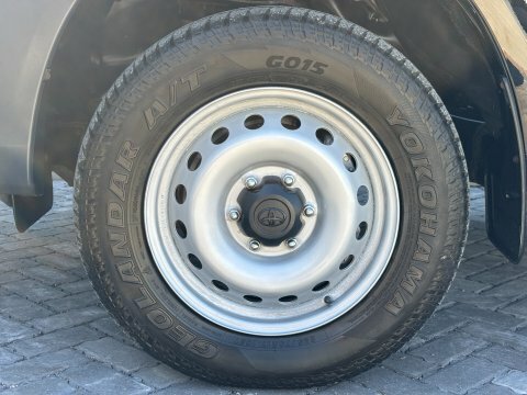 Toyota HILUX D-4d 150 Active 4Wd Single Cab 23231 White #31