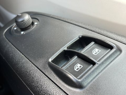 Peugeot Boxer 2021 2.2 Bluehdi 435 Professional Panel Van Di White #27
