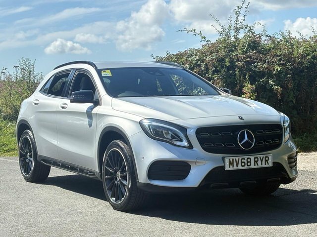 Mercedes-Benz GLA Class 2018 2.1 Gla220d Amg Line Premium Suv Black #3