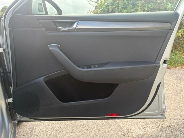 Skoda Superb 1.4 Tsi Iv 13Kwh Se L Plug-in Dsg Blue #37