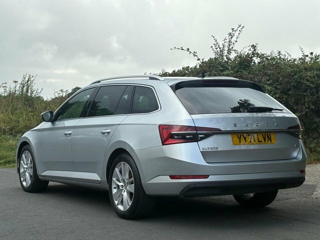 Skoda Superb 2021 1.4 Tsi Iv 13Kwh Se L Estate Plug- Silver #5