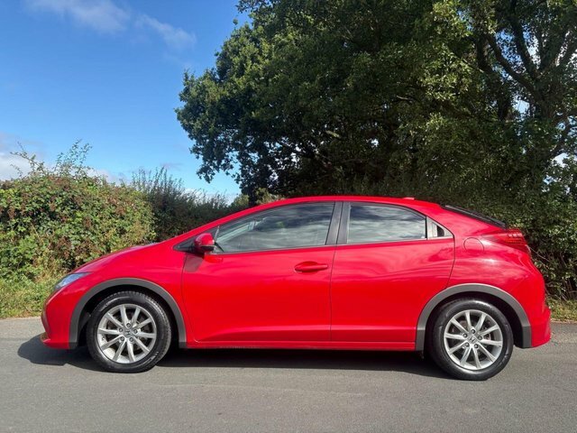Honda Civic 2013 1.8 I-vtec Ex Hatchback Euro Red #5