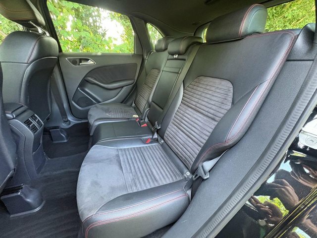 Mercedes-Benz B Class 1.5 B180d Se Mpv 7G-dct Euro 6 Ss 1 Blue #25