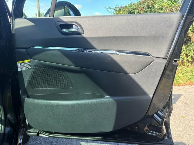 Peugeot 5008 1.6 Hdi Active Euro 5 Black #40